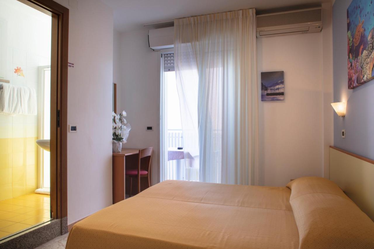 ליגננו סביאדורו Hotel Pelikan מראה חיצוני תמונה