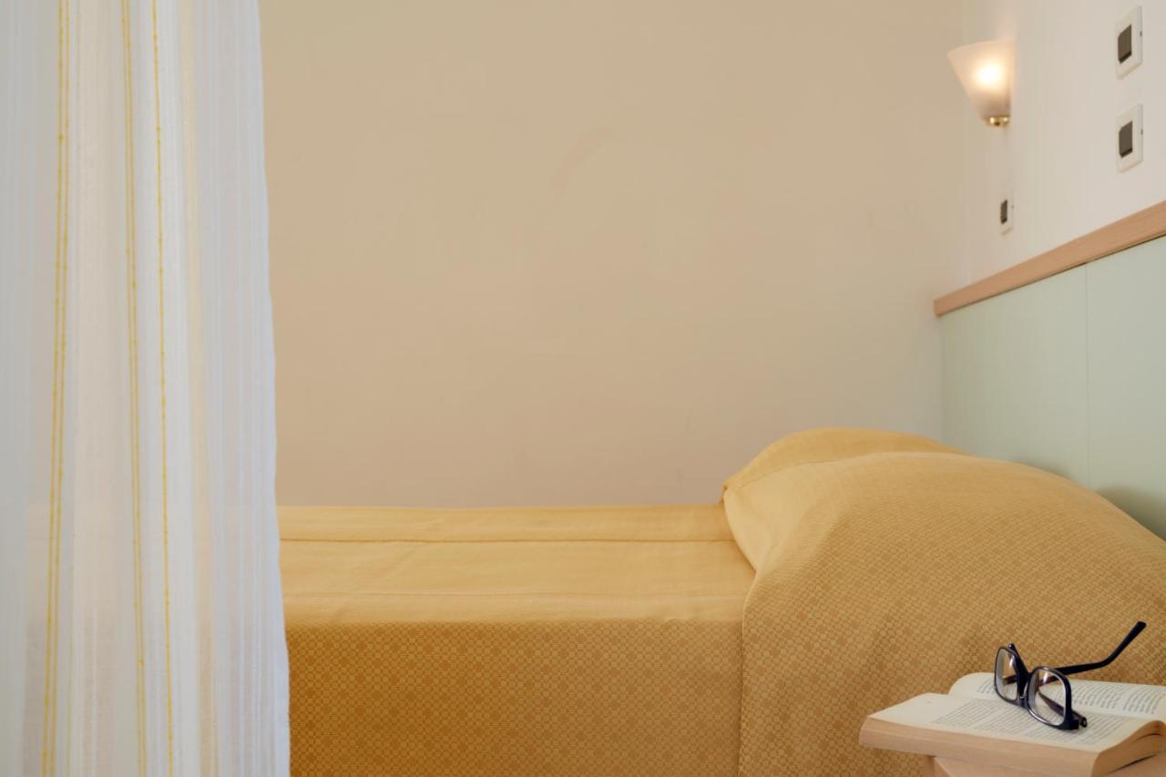 ליגננו סביאדורו Hotel Pelikan מראה חיצוני תמונה