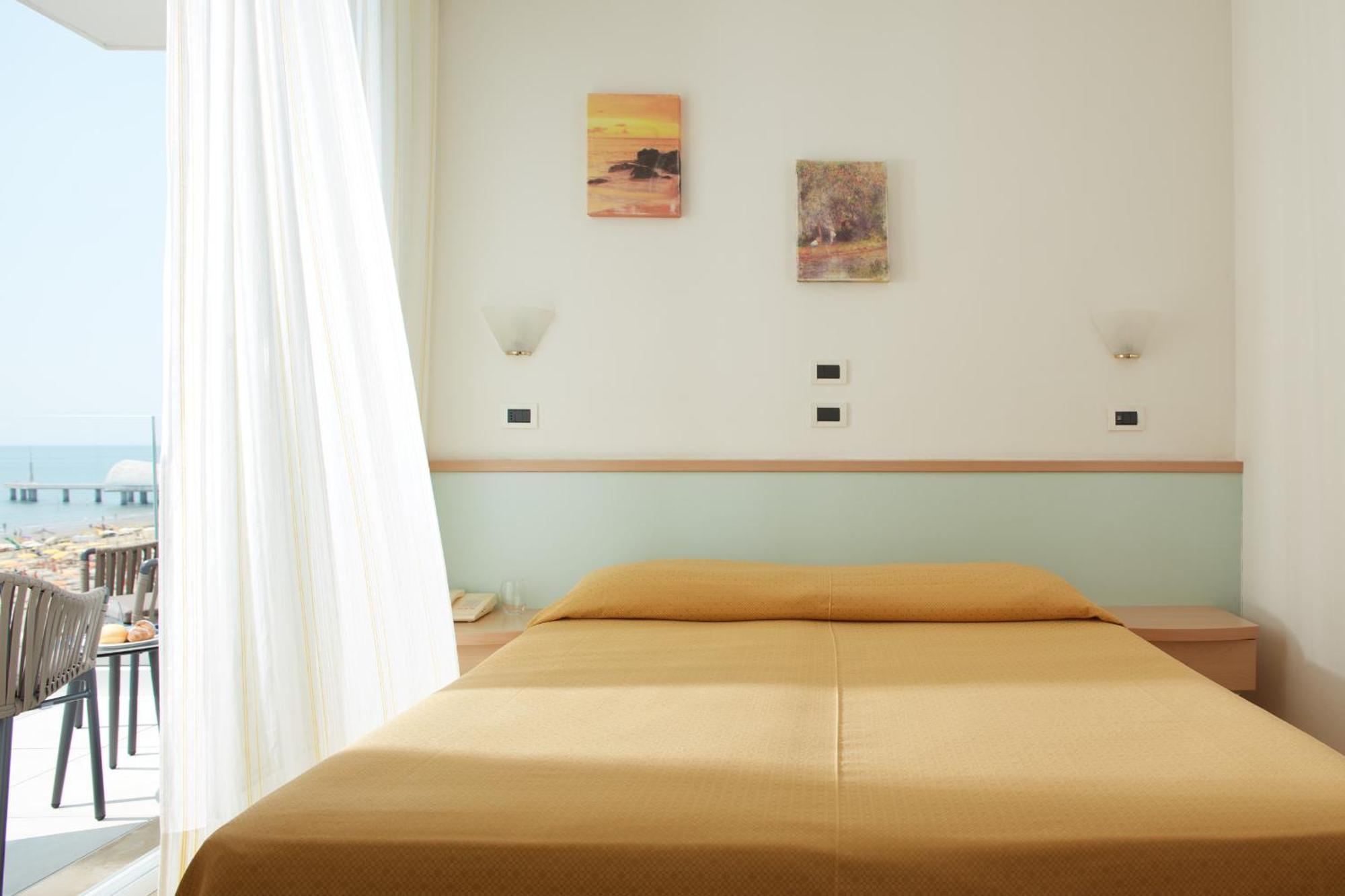ליגננו סביאדורו Hotel Pelikan מראה חיצוני תמונה
