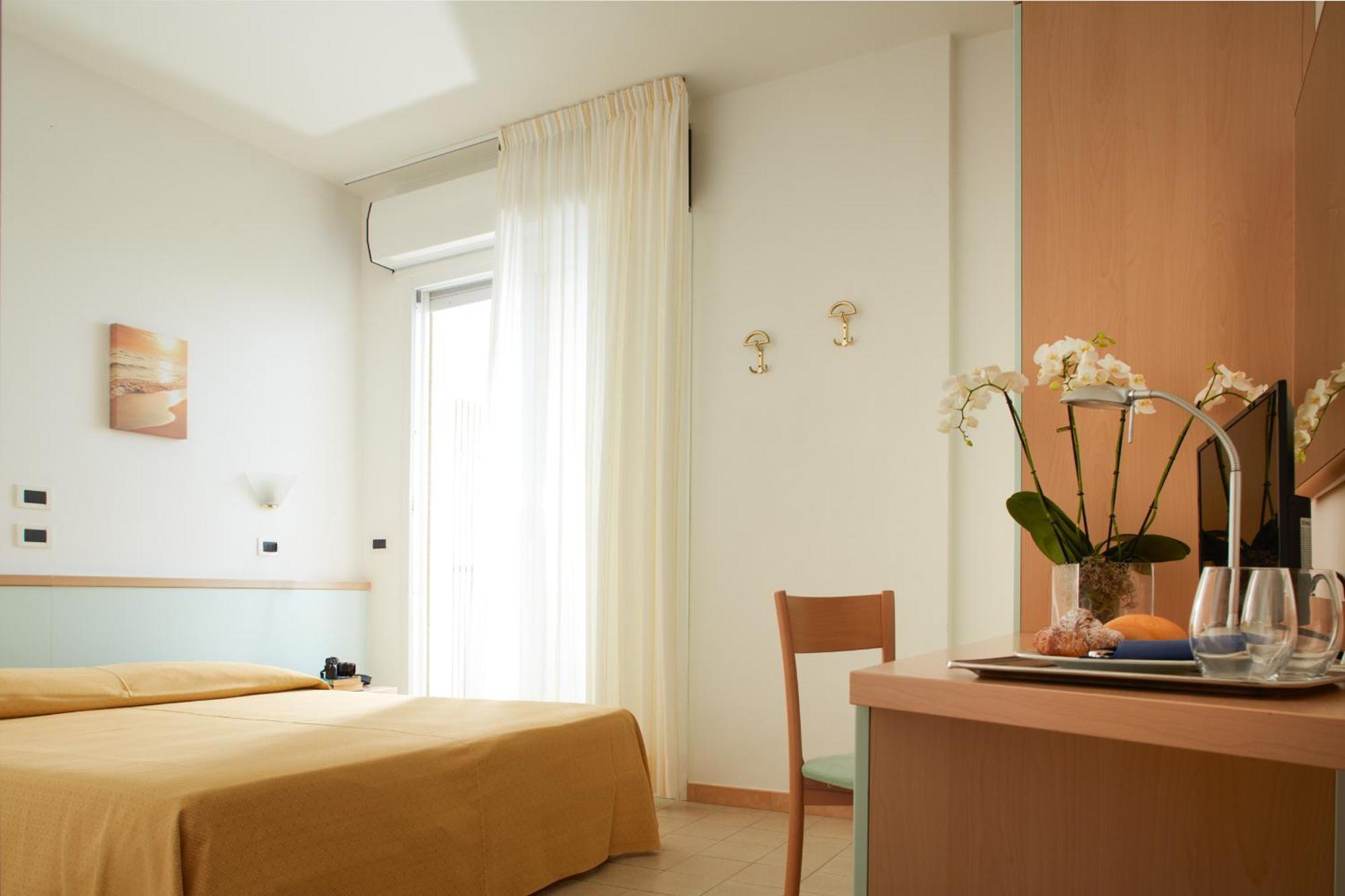 ליגננו סביאדורו Hotel Pelikan מראה חיצוני תמונה
