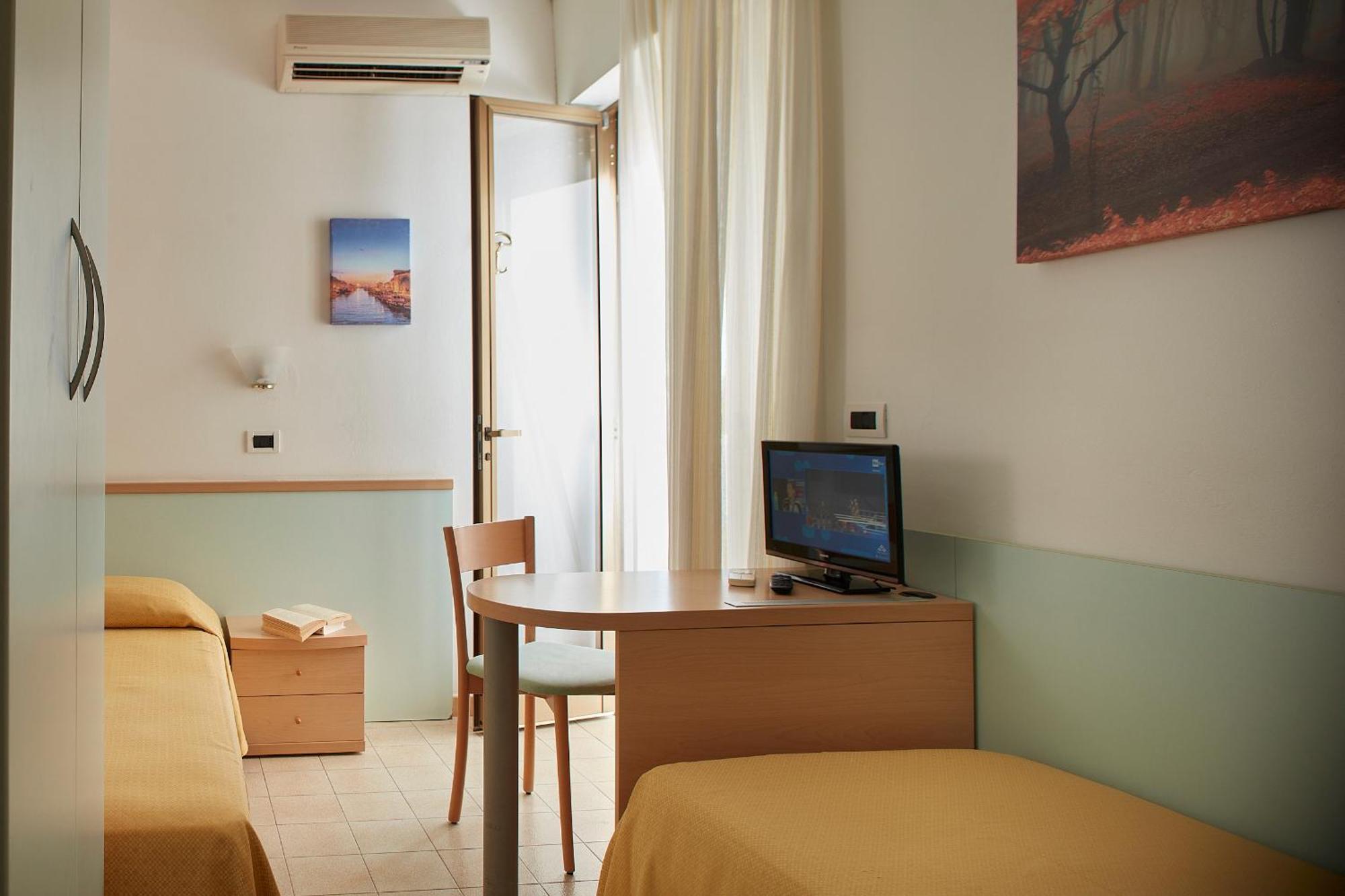 ליגננו סביאדורו Hotel Pelikan מראה חיצוני תמונה