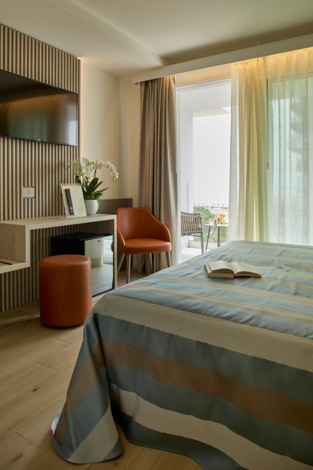 ליגננו סביאדורו Hotel Pelikan מראה חיצוני תמונה